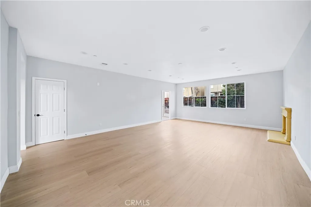 10877 Cameron, Corona, California 92883 home-pic-7